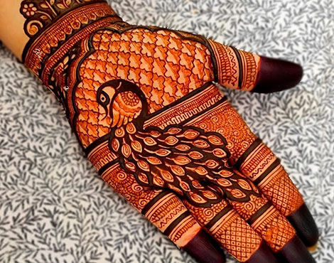Designer mehandi artist in Agra